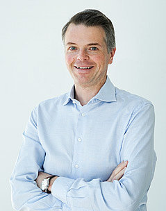 Mag. Alexander Frischmann