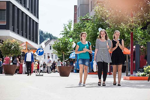 Foto der Flanierzone Am Garnmarkt in Götzis.