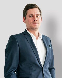 Matthias Kummer, B.Eng., MBA Matthias Kummer, B.Eng., MBA