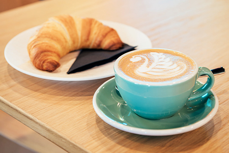 POSTGARAGE Café & Bar